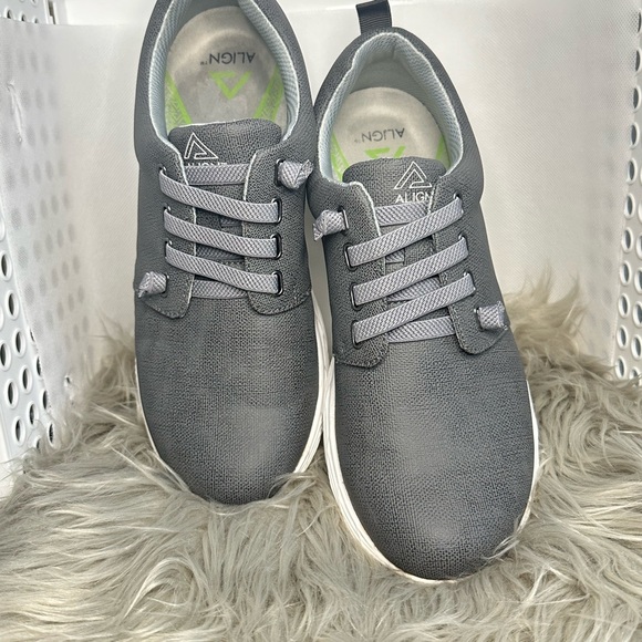 VELOCITY WOMEN'S ARCH SUPPORT NURSING SHOES SIZE 8.5M - Picture 2 of 4